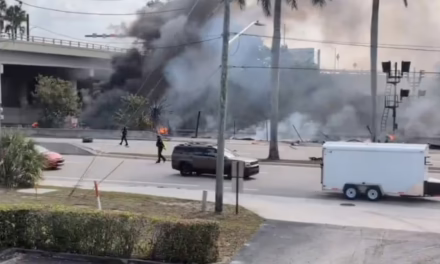Video:Nuevo accidente aéreo en EU: Avioneta se estrella cerca del aeropuerto de Florida 