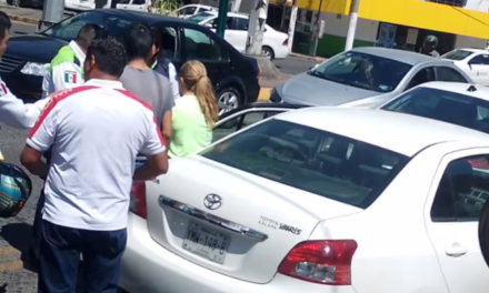 Accidente de tránsito a la altura del Teatro del Estado