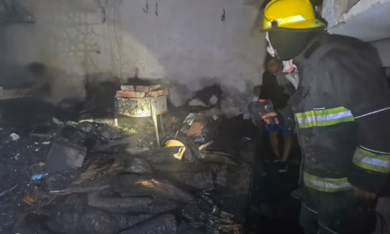 Se registra incendio de casa en la Colonia 20 de Noviembre, Xalapa