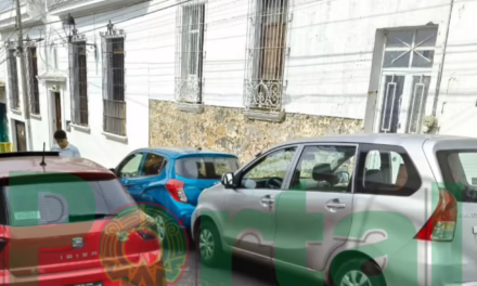 Choque por alcance en la calle 5 de febrero