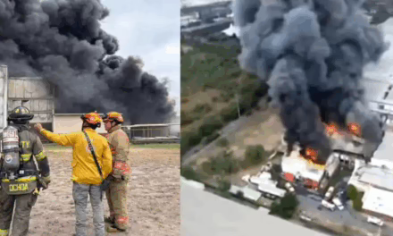 Video: Incendio consume planta procesadora de pollo Bachoco en Parque Industrial de Monterrey.