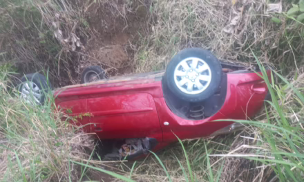 Se salen de la carretera, cuando circulaban en la Xalapa-Alto Lucero