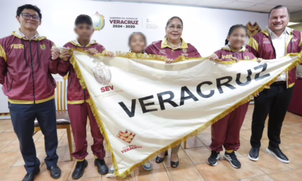 Abandera SEV a delegación que participará en Torneo de Fútbol 5 vs 5