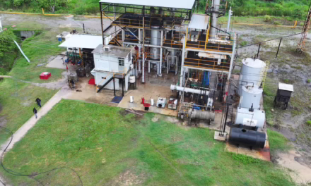 Incautan 500 mil litros de petróleo crudo y equipo diseñado para fabricar diésel, gasolina y aceites en Veracruz. Omar García Harfuch