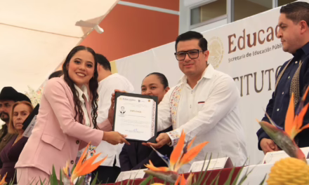 Se gradúan 103 nuevos profesionistas del Tecnológico de Jesús Carranza