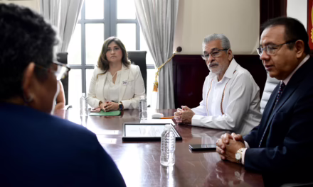 Trabajan Ayuntamiento y UV por la salud pública