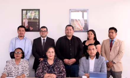 Gobierno de Veracruz ratifica a directora del COBAEV