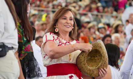 Contemplar la grandeza de sus raíces es un honor”: Rocío Nahle en la Guelaguetza