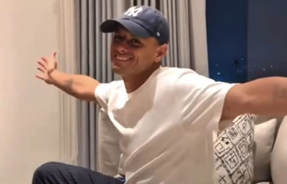 Dejan solo a “Chicharito”  La FMF multa a Javier Hernández por misoginia, Chivas lo sanciona y Puma se deslinda