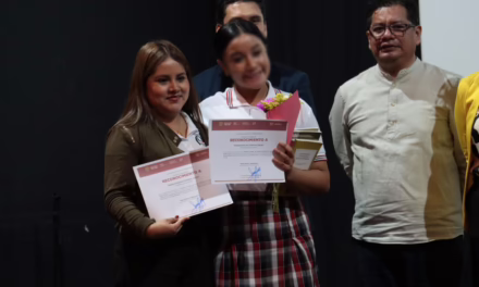 Celebran riqueza lingüística y cultural en el Certamen de Oratoria Notlahtol