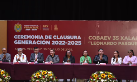 Egresan 387 estudiantes del COBAEV, Plantel 35 de Xalapa