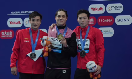 El Mexicano Osmar Olvera hace historia en el mundial de clavados 2025