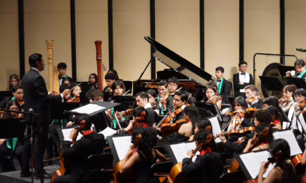 La OSIM deleitó a las y los veracruzanos en el Teatro del Estado