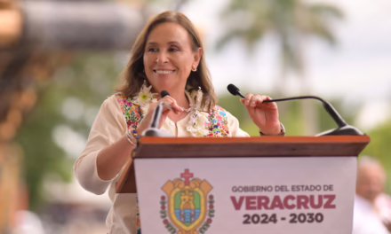 Gobernadora Rocío Nahle destaca turismo y avances en infraestructura durante entrevista radiofónica