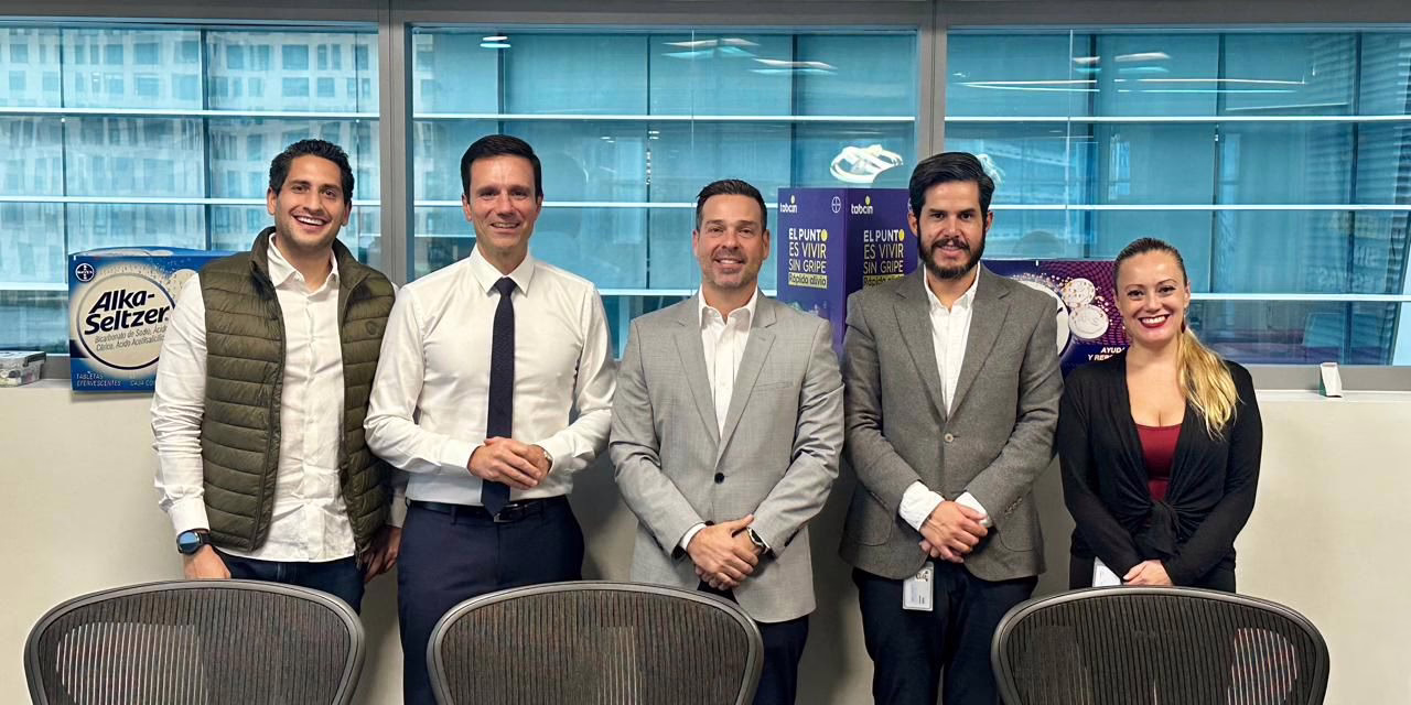 Veracruz celebra inversión de 800 mdp de Bayer en el sector farmacéutico