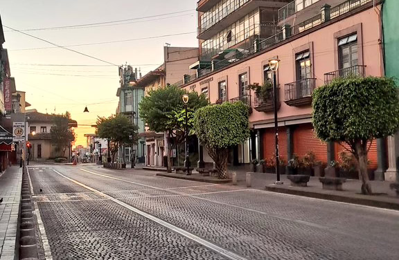 Ambiente caluroso y probabilidad de lluvias en la zona montañosa y sur del Estado
