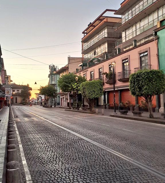 Ambiente caluroso y probabilidad de lluvias en la zona montañosa y sur del Estado