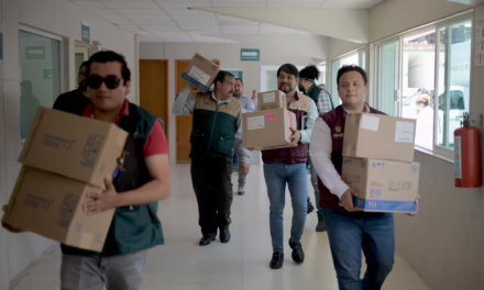 Cumple Rocío Nahle: medicamentos llegan al Hospital de Zongolica