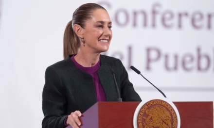 La Presidenta Claudia Sheinbaum Pardo expresó su preocupación por el consumo excesivo de bebidas azucaradas y habló sobre diversos temas