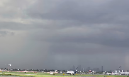 Por lluvias podrían verse afectadas las operaciones AICM