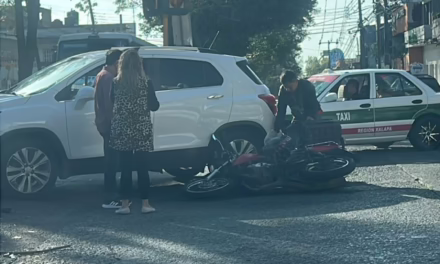 Accidente de tránsito en Américas y Niños Héroes