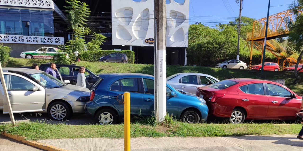 Carambola en Arco Sur, a la altura de las oficinas del IPE