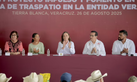 Impulso a la economía circular con entrega directa de 5 mil módulos avícolas: Rocío Nahle