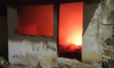 Se incendia vivienda en la colonia Higueras, Xalapa