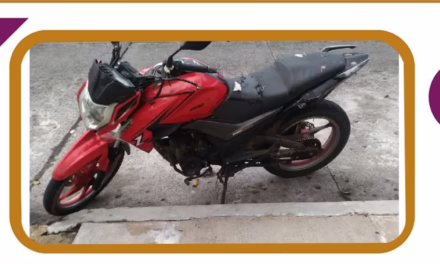 Gracias a un reporte ciudadano, fue localizada una motocicleta en Xalapa