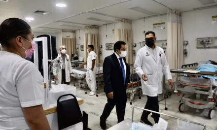 Continúa vigilancia médica a tres lesionados del accidente en Coatepec–Jalcomulco