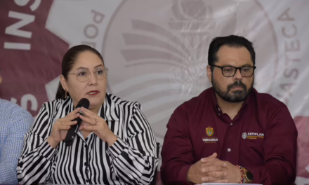 Gobierno y magisterio, unidos por la educación tecnológica en Veracruz