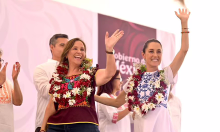 Gobernadora Rocío Nahle destaca regreso a clases y primer informe presidencial en entrevista radiofónica