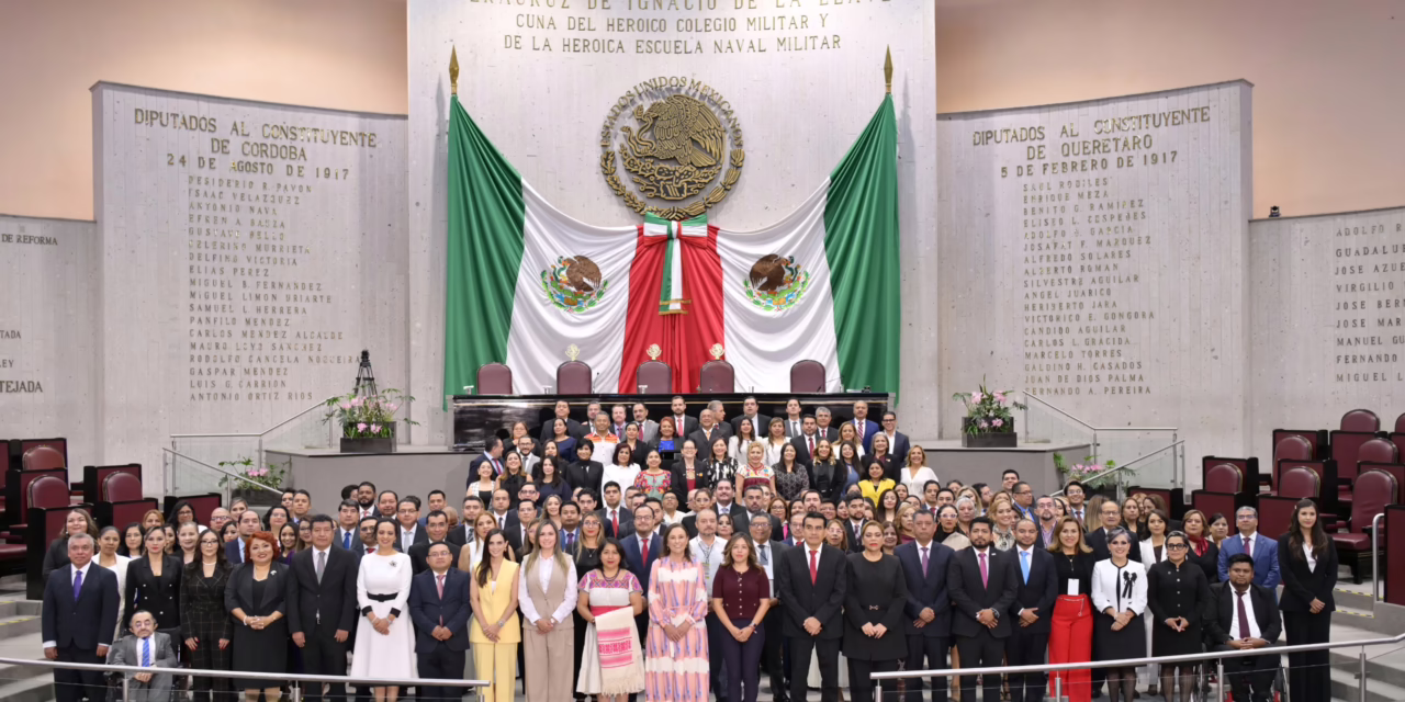 Veracruz vive un día histórico con la toma de protesta del nuevo Poder Judicial: Gobernadora
