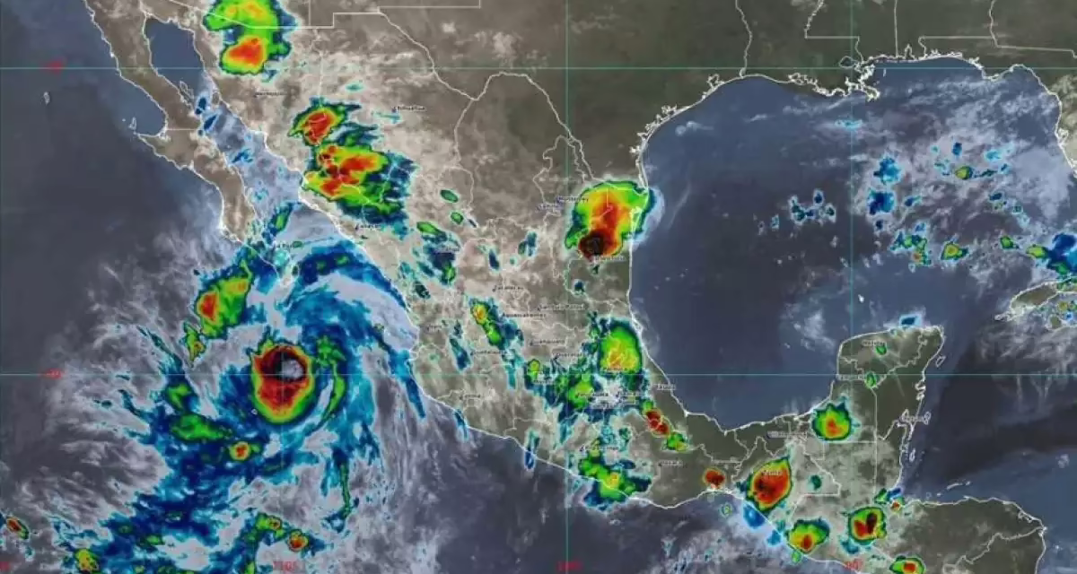 Lorena se convierte en huracán y provoca lluvias intensas en el norte del país