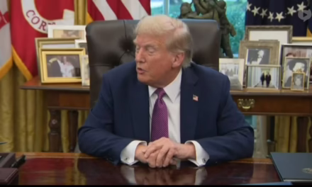 Trump advierte a Venezuela que derribará sus cazas si ponen en peligro a militares de EU