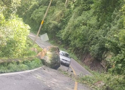 Derrumbe en la carretera San Marcos -Teocelo