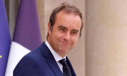 Macron nombró a Sébastien Lecornu como nuevo primer ministro francés