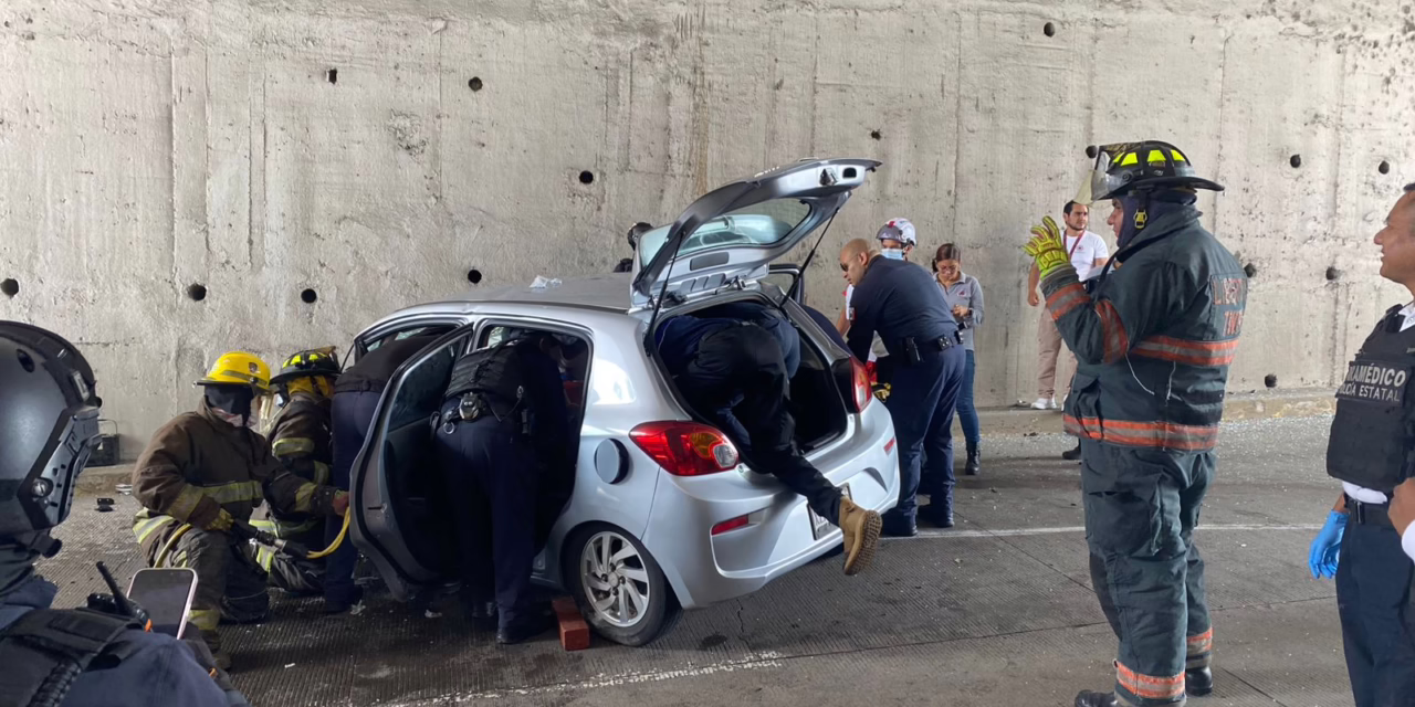 Persona prensada en Circuito Presidentes, Xalapa
