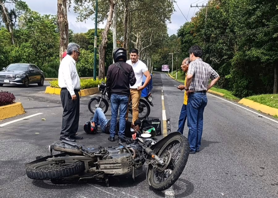 Video:Motociclista lesionado en la avenida Murillo Vidal
