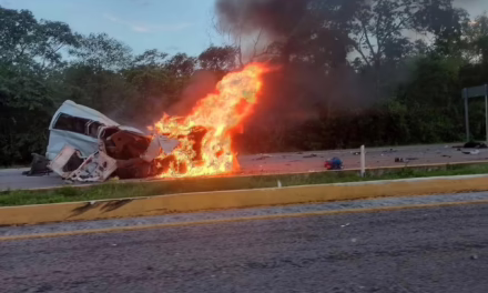 Suman 16 las personas fallecidas en accidente carretero en Yucatán
