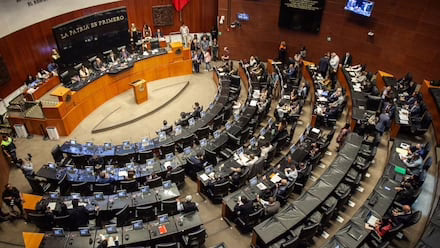 Recibe el Senado dos iniciativas de Sheinbaum en materia de amparo y propiedad industrial