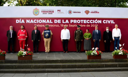 Asiste Alberto Islas a conmemoración del Día Nacional de la Protección Civil