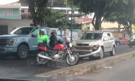Accidente de tránsito sobre la Av. Antonio Chedraui Caram