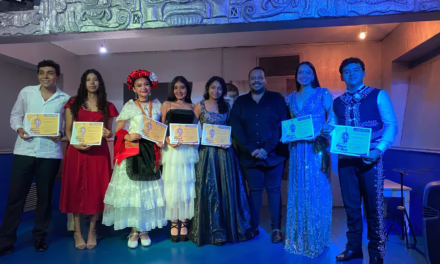 Steve Carrillo gana primer lugar en concurso Cantando al Flaco de Oro