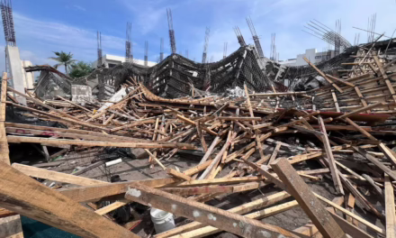 VIDEO: COLAPSA CIMBRA EN OBRA DE PLAZA COMERCIAL EN LA RIVIERA VERACRUZANA