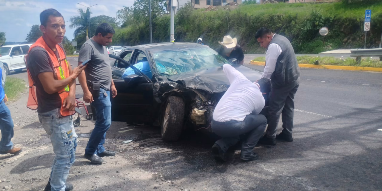 Accidente en la carretera Xalapa -Veracruz, a la altura de El Lencero