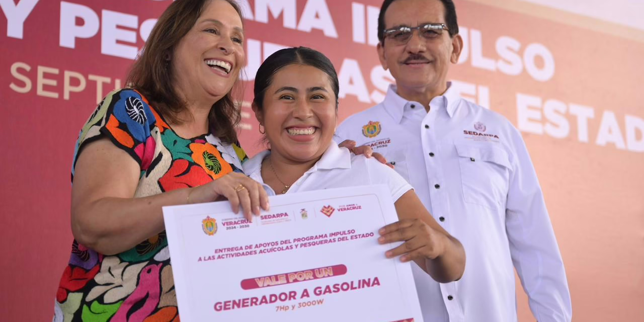 La 4T regresa los recursos al pueblo; Rocío Nahle entrega apoyos al sector pesquero