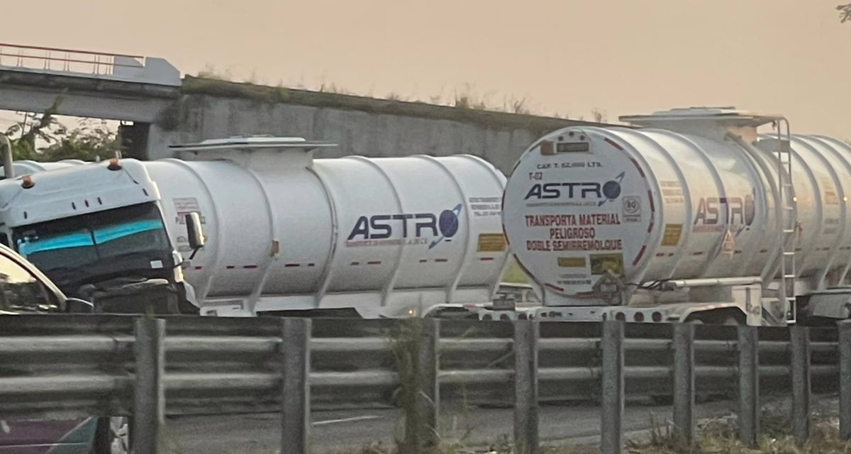 Accidente de pipa.en la carretera Xalapa-Veracruz