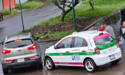 Otro más! Accidente en la calle Merida y Aguascalientes