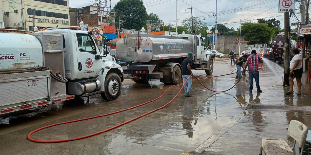 Despliegue de operativo integral de auxilio y restablecimiento en municipios incomunicados